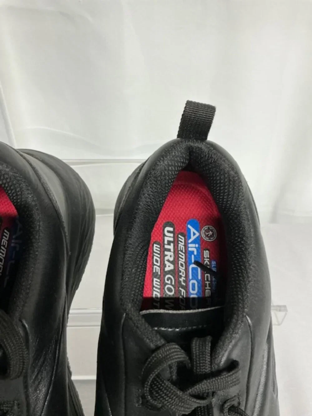 Women's Skechers Kajus Work Shoes - 8.5 WIDE - Black